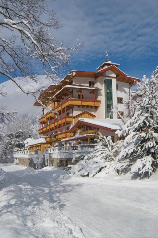 Huber Hotel Tramserhof Landeck Ngoại thất bức ảnh